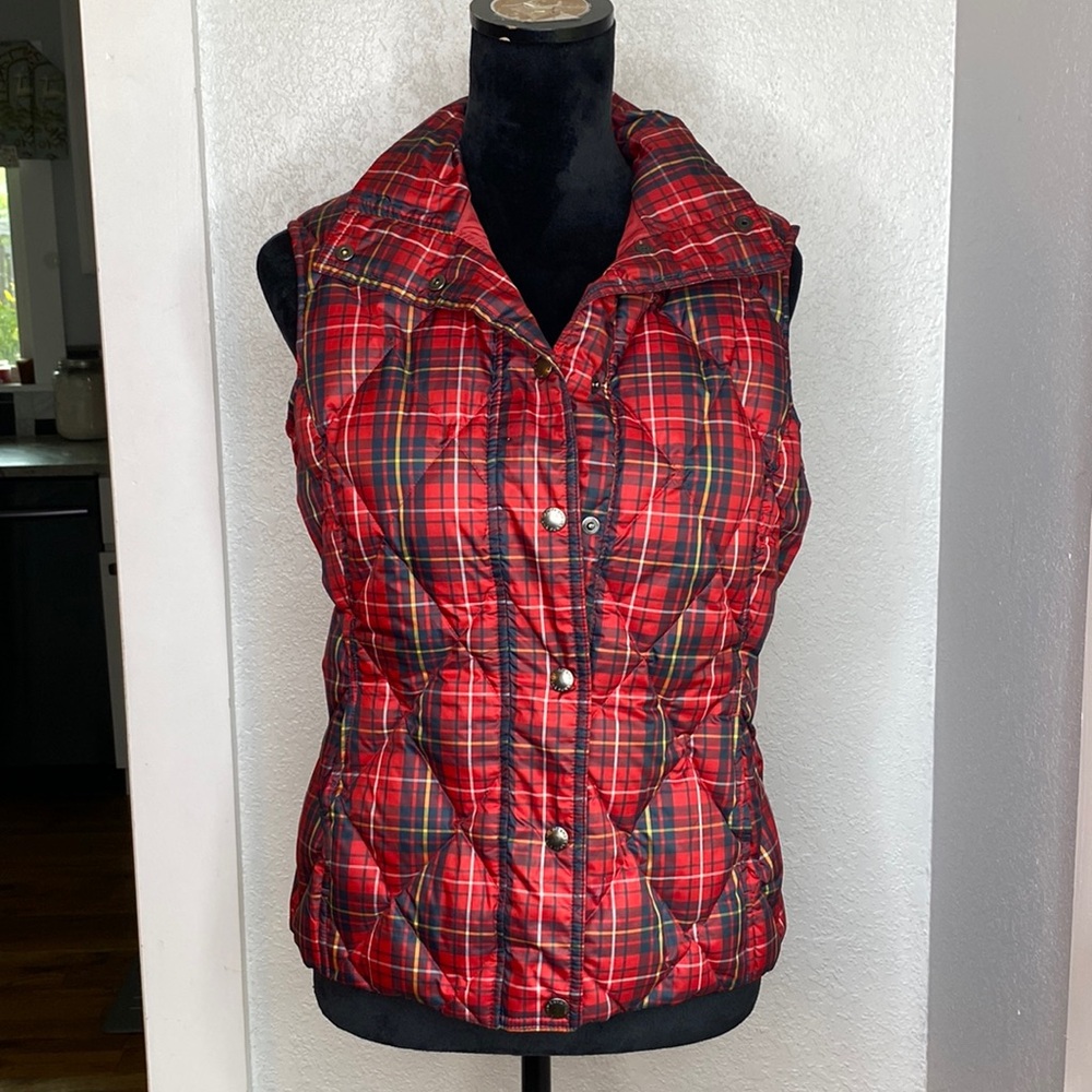 Lands’ End Red Plaid Quilted Down Puffer Vest XS cozy Cabin core hiking outdoor